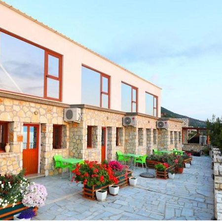 Vila Dena Vlorë Екстериор снимка
