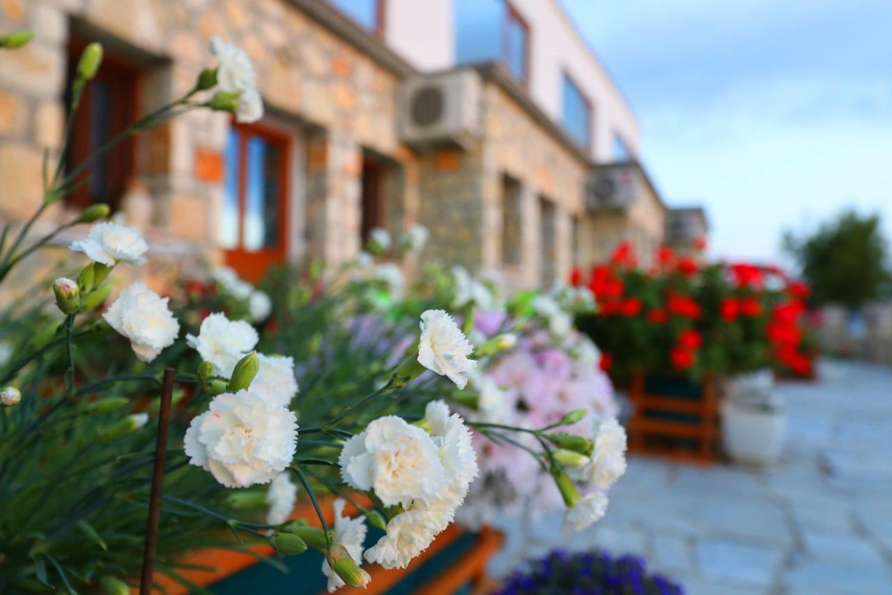 Vila Dena Vlorë Екстериор снимка