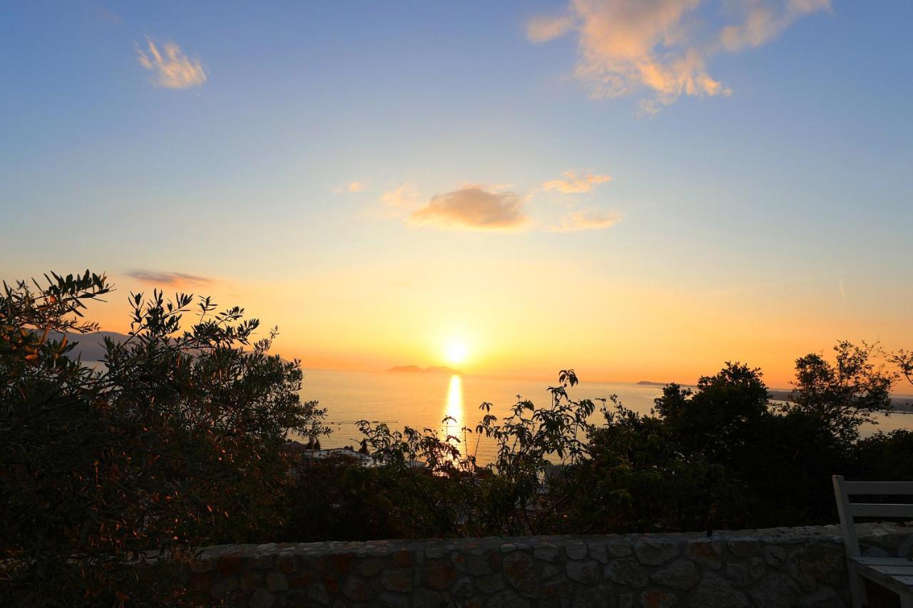 Vila Dena Vlorë Екстериор снимка