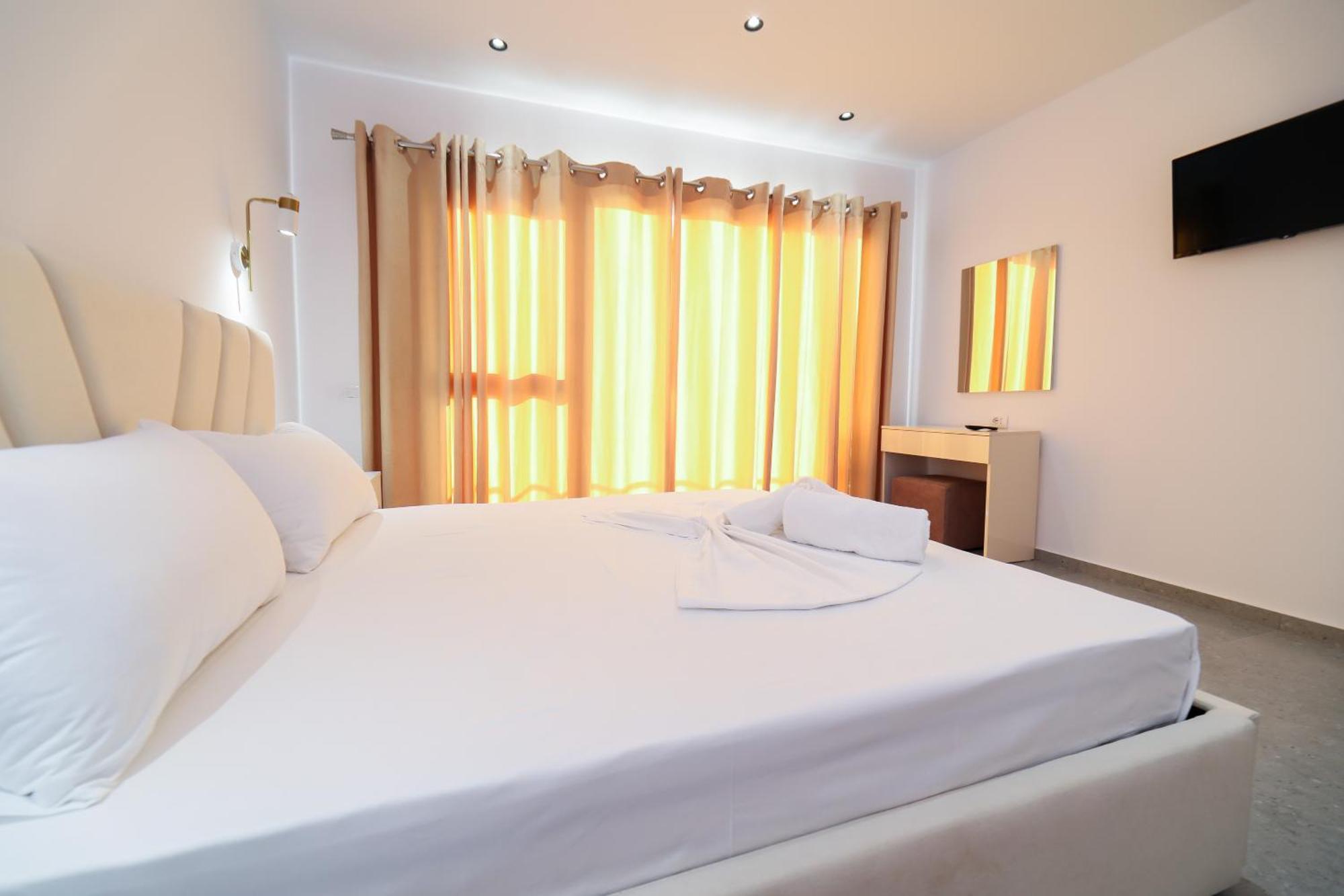 Vila Dena Vlorë Екстериор снимка
