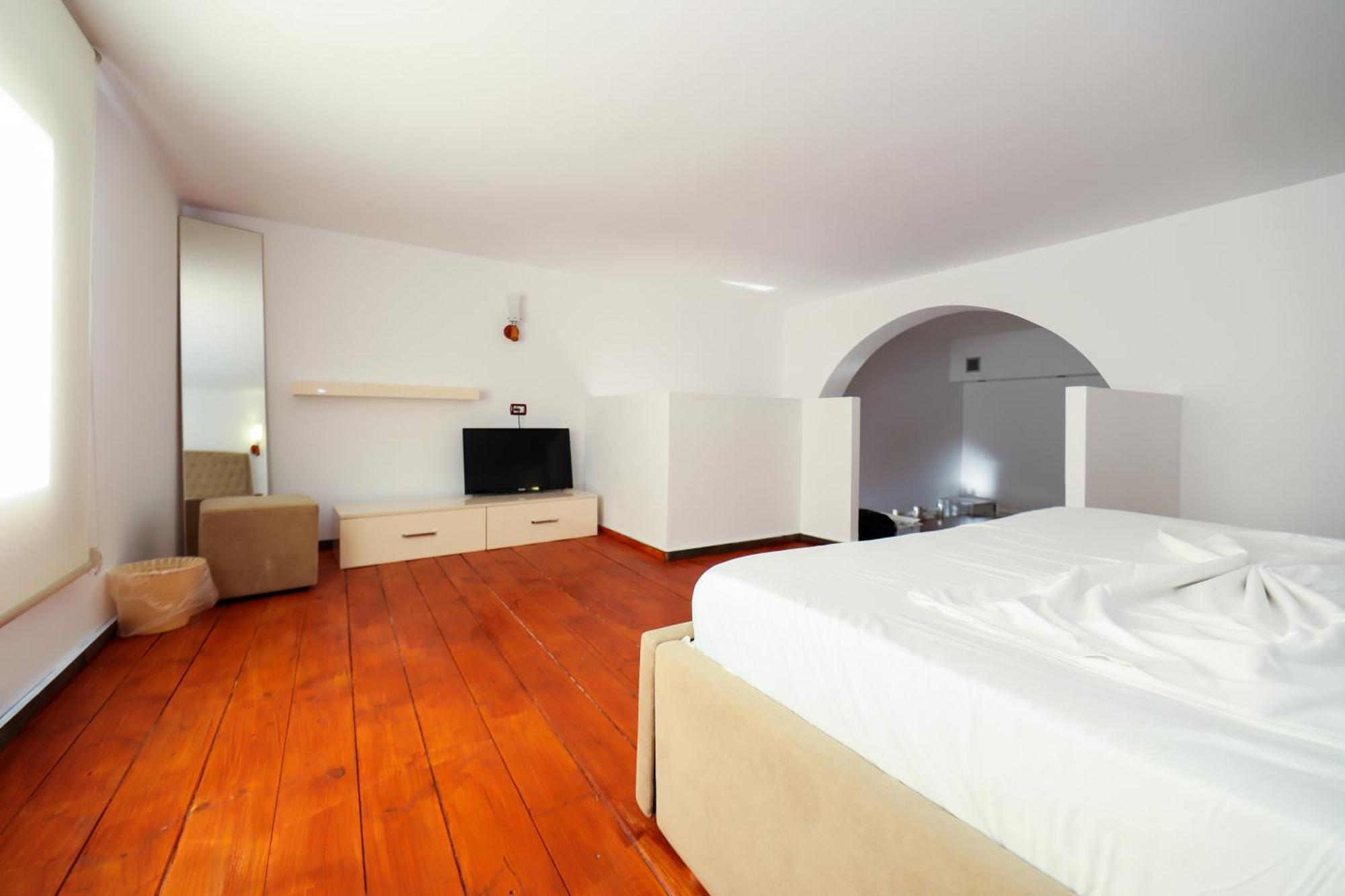 Vila Dena Vlorë Екстериор снимка